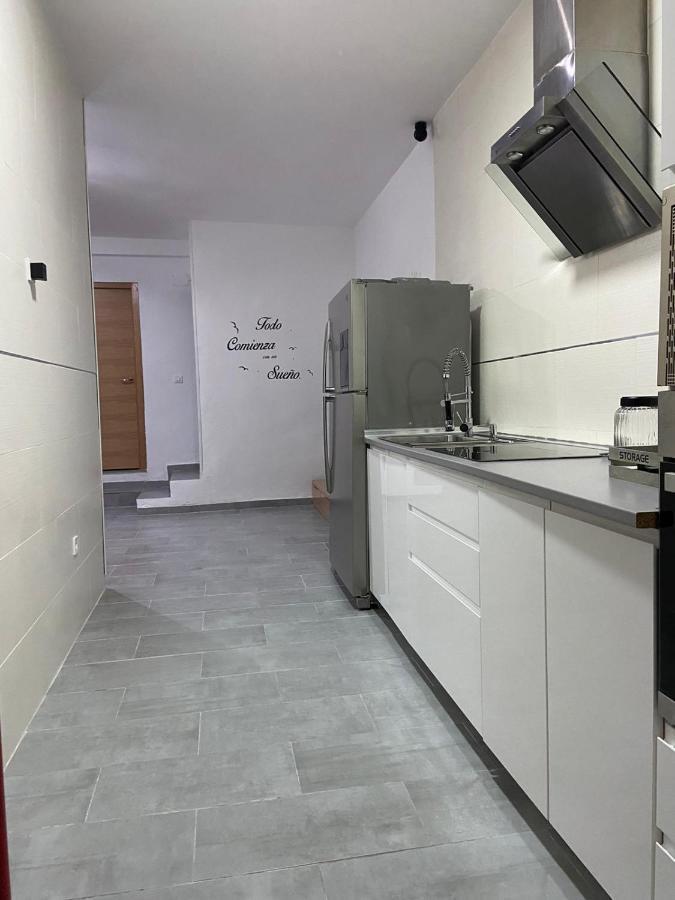 Piso Acogedor Con Encanto Navas del Rey Buitenkant foto